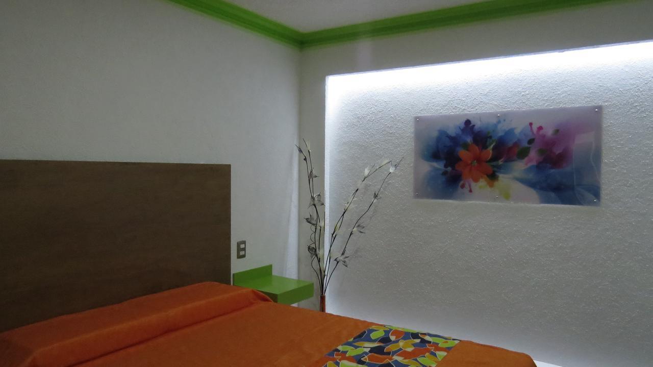 Hotel Yekkan Huauchinango Bagian luar foto