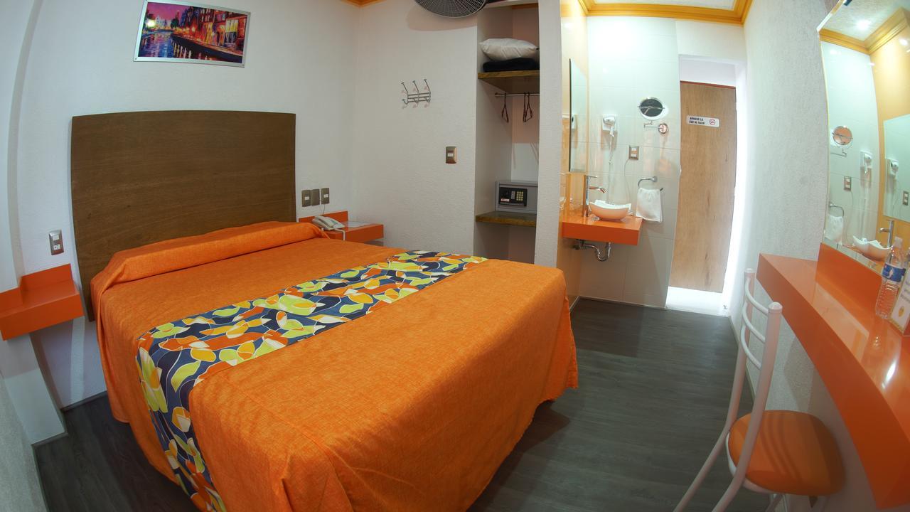 Hotel Yekkan Huauchinango Bagian luar foto
